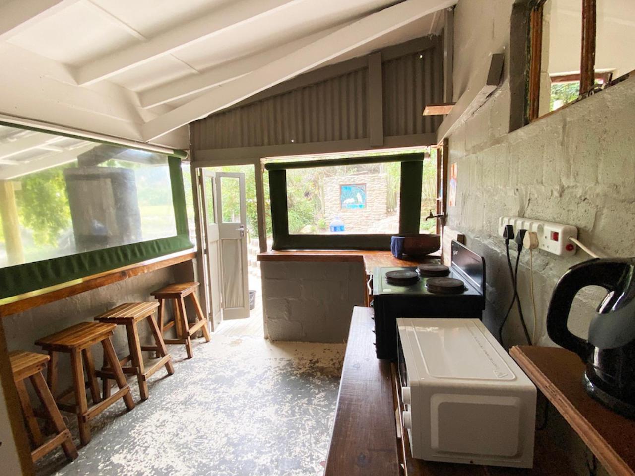 The Riverdeck Accommodation And Backpackers Knysna Exterior foto